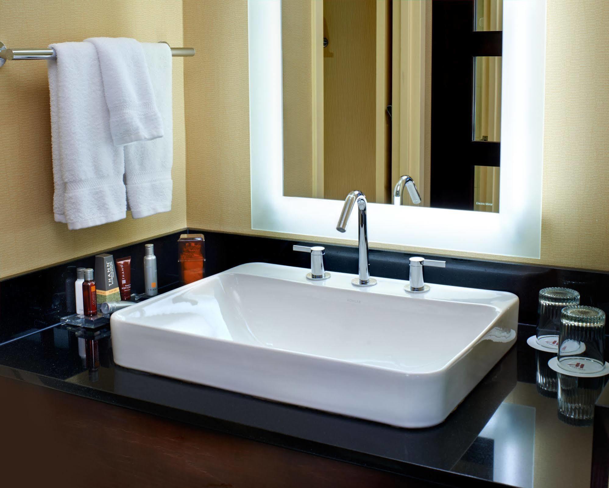 Detroit Marriott Troy Hotel Ngoại thất bức ảnh
